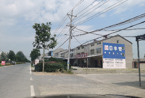 乐业如何能保证墙体广告的醒目性？